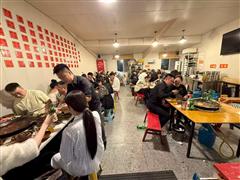 广场78平有外摆区餐饮店，低价急转